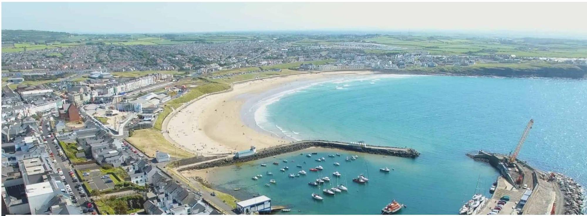 Ferienwohnung 1 Dunluce Park - Portrush By The Sea Exterior foto